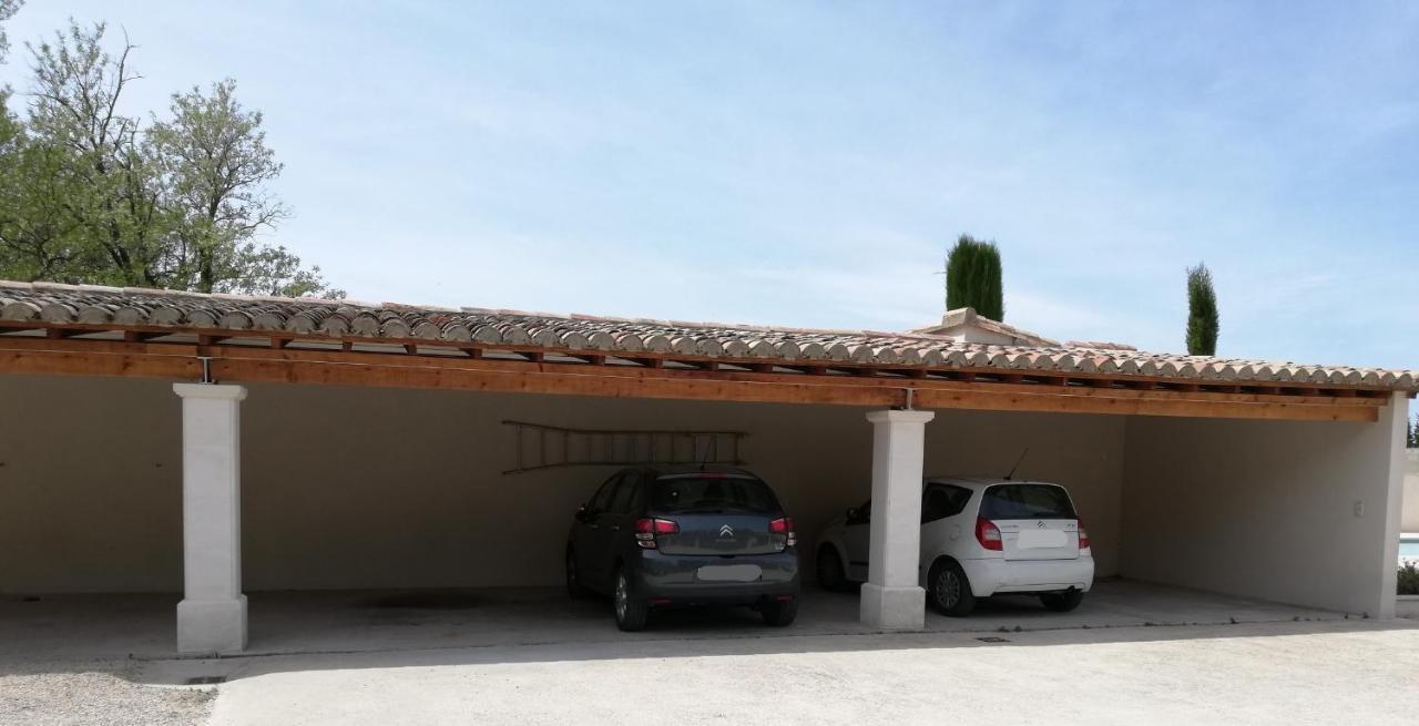 La Goutadou Panzió Cabannes Kültér fotó